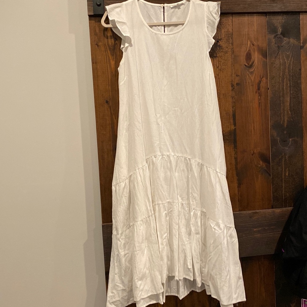Hi low white dress